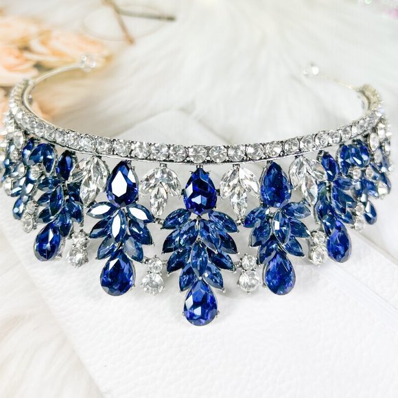 Blue Gemstone Hair Acessories, Silver Wedding Crown Headpiece, Anniversary Gift - Picture 4 of 6